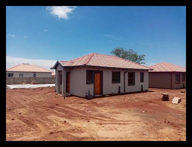 3 BEDROOM HOUSE FOR SALE IN SHARON PARK